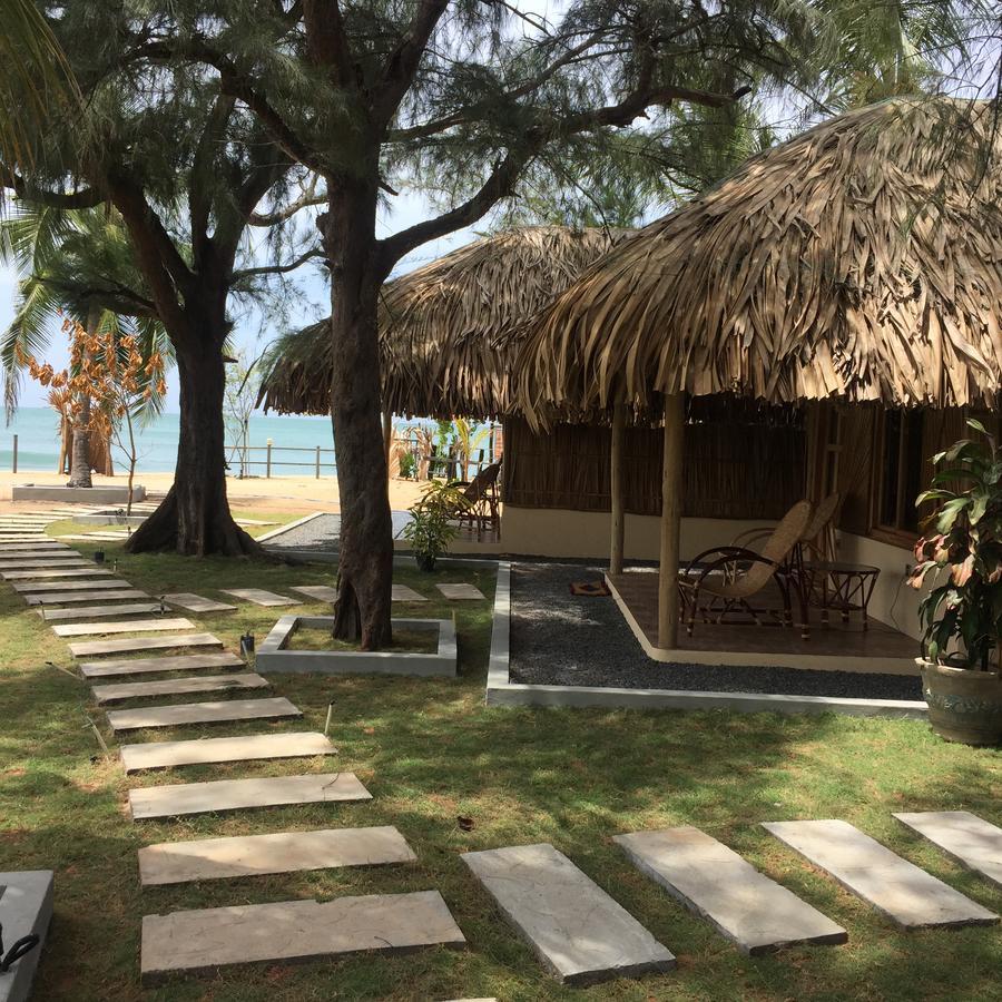 Royal Beach 아루감 베이 외부 사진